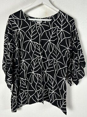 Hamakua Womens Batik Blouse Small Black Monstera Leaf Print Ruchecd Sleeve NWOT